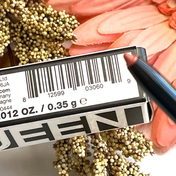 LIPSTICK QUEEN Visible Lip Liner DESERT TAUPE *DISCONTINUED* - Picture 10 of 12